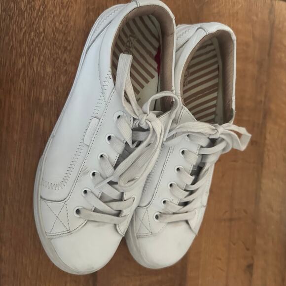 Taos Women’s Plim Soul Lux Sneakers-White Leather - Picture 2 of 6